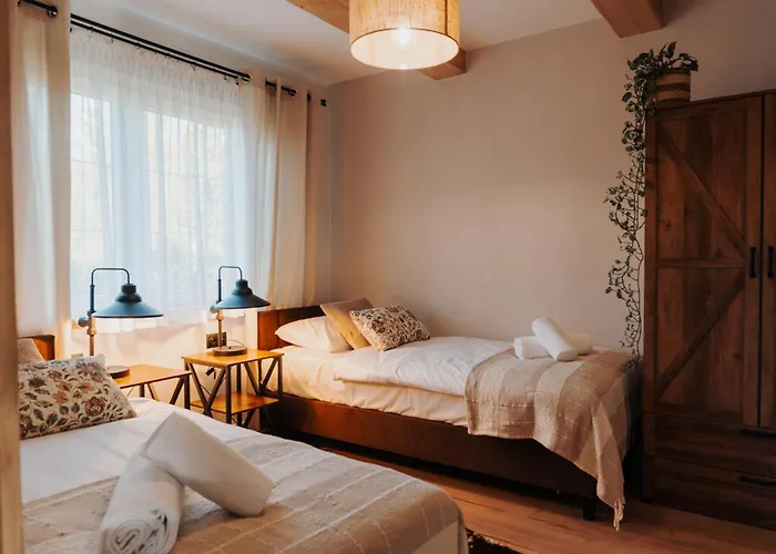 Gajowka بيت للعطل